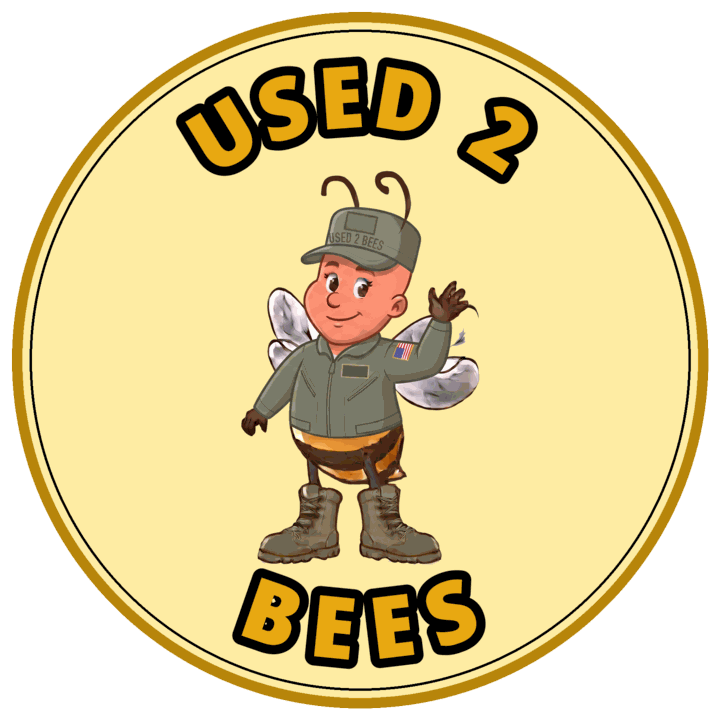 Used 2 Bees circle sticker — Army Pilot (Female)